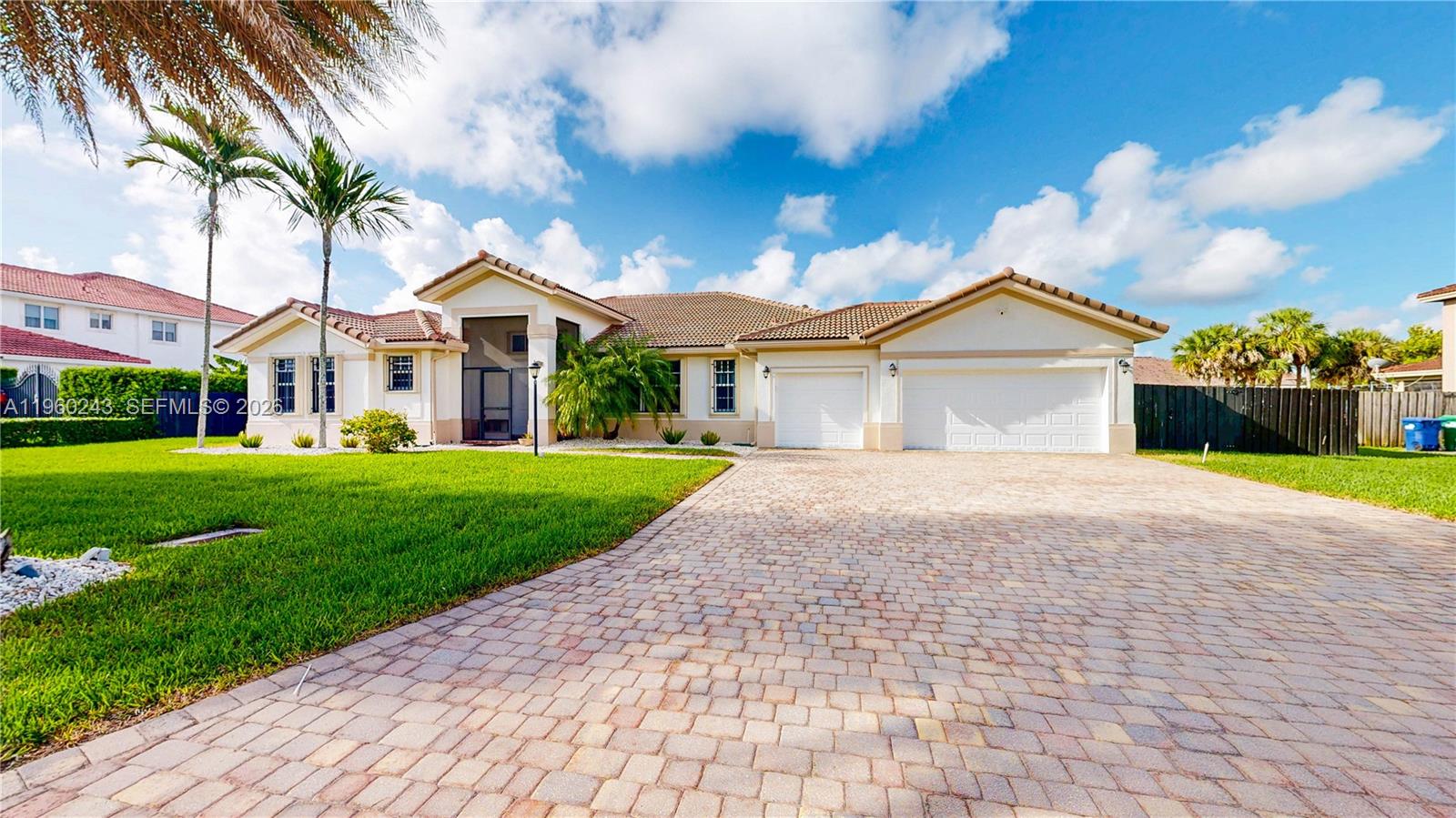 ESTATE MANSIONS 1ST ADDN - Residential