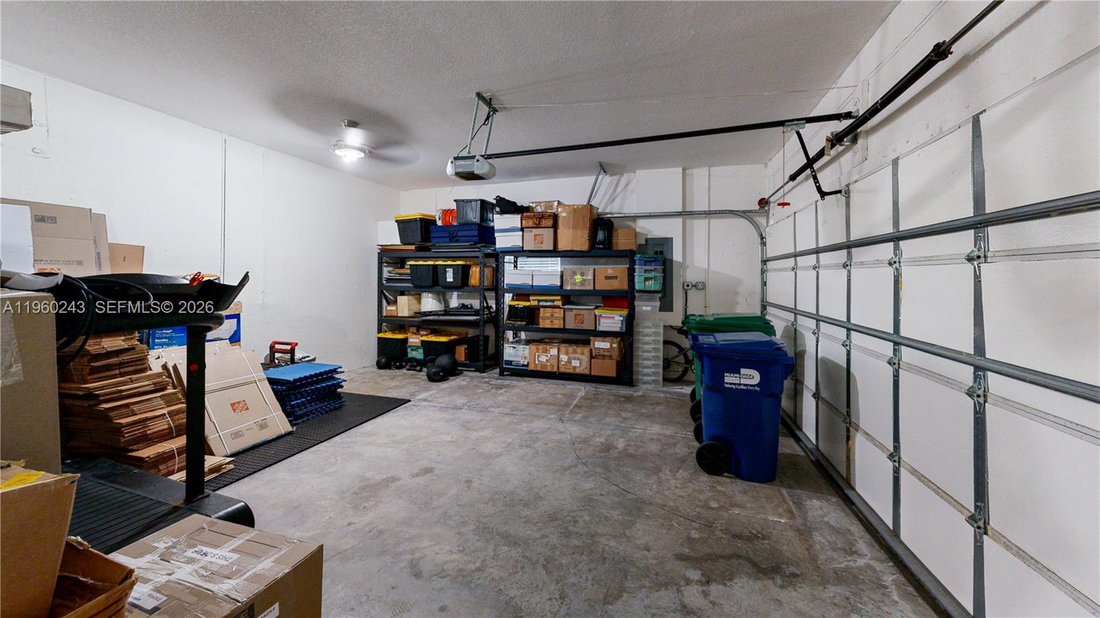 ESTATE MANSIONS 1ST ADDN - Residential