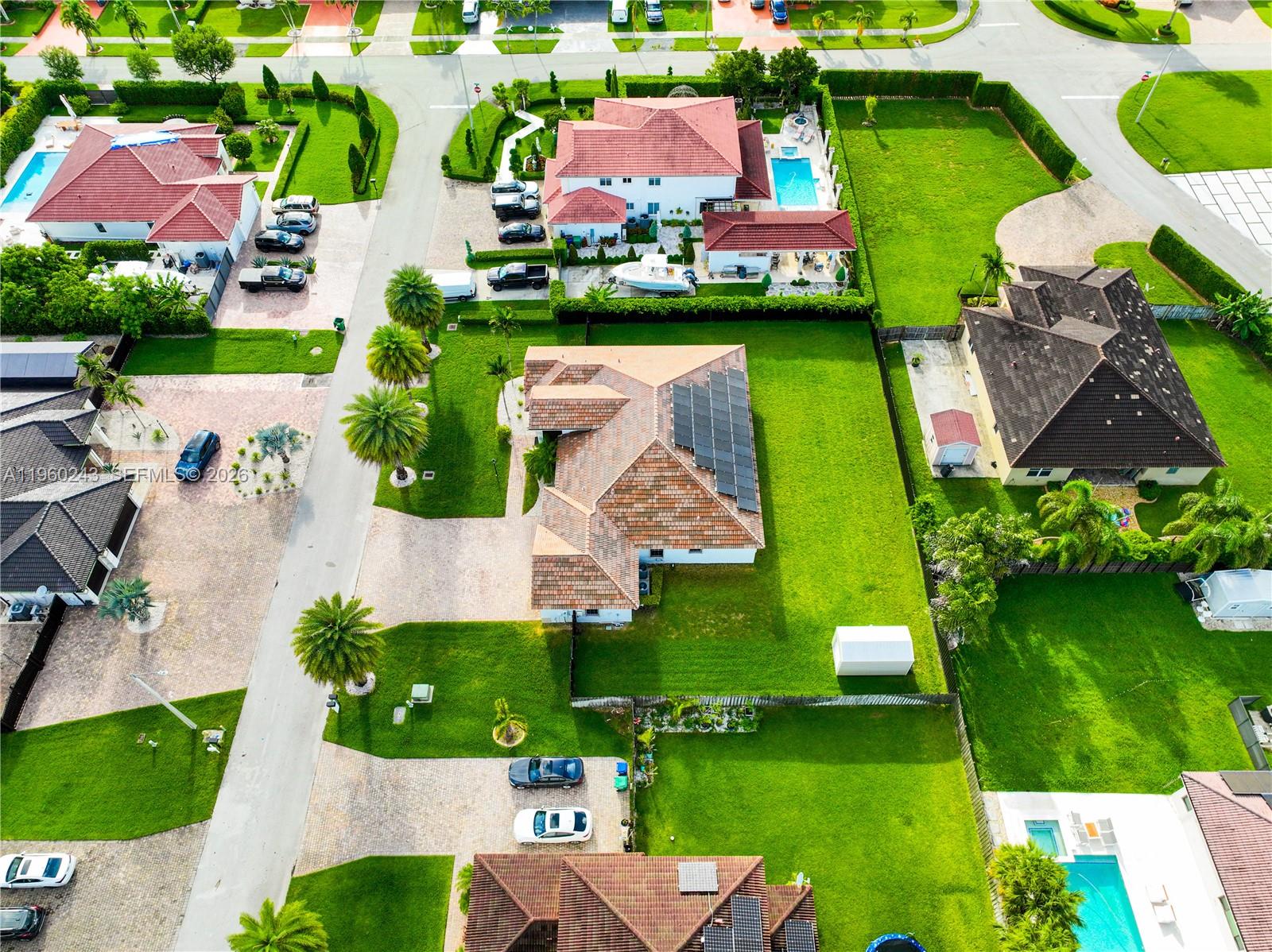 ESTATE MANSIONS 1ST ADDN - Residential