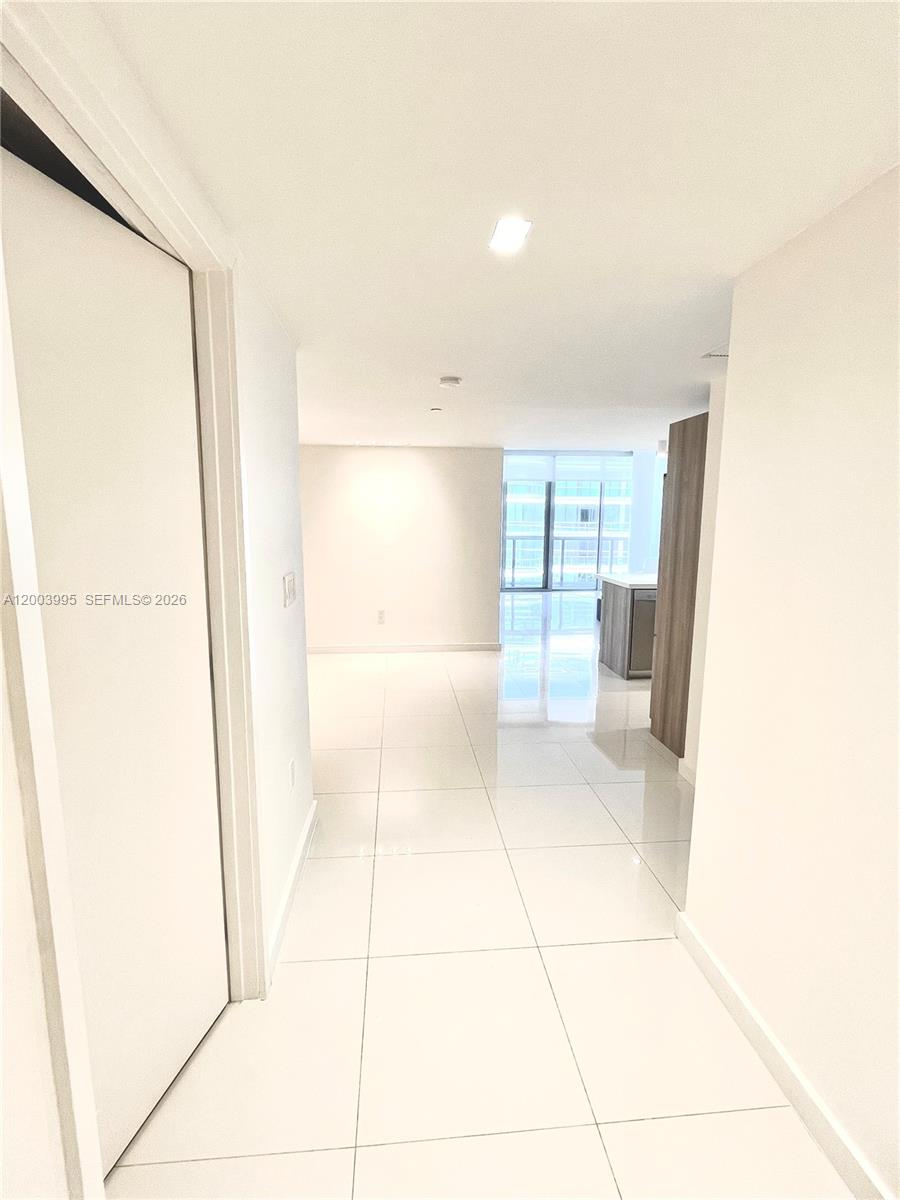 9940 W Bay Harbor Dr 5A-N