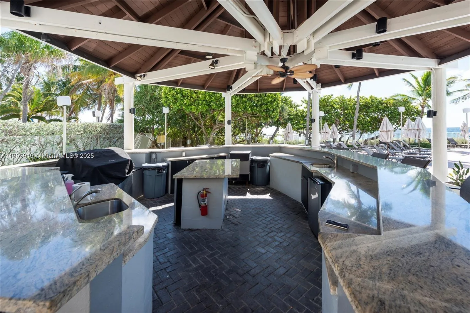 Fort Lauderdale, Florida 33305, United States, 2 Bedrooms Bedrooms, ,2 BathroomsBathrooms,Residential,Active,25212