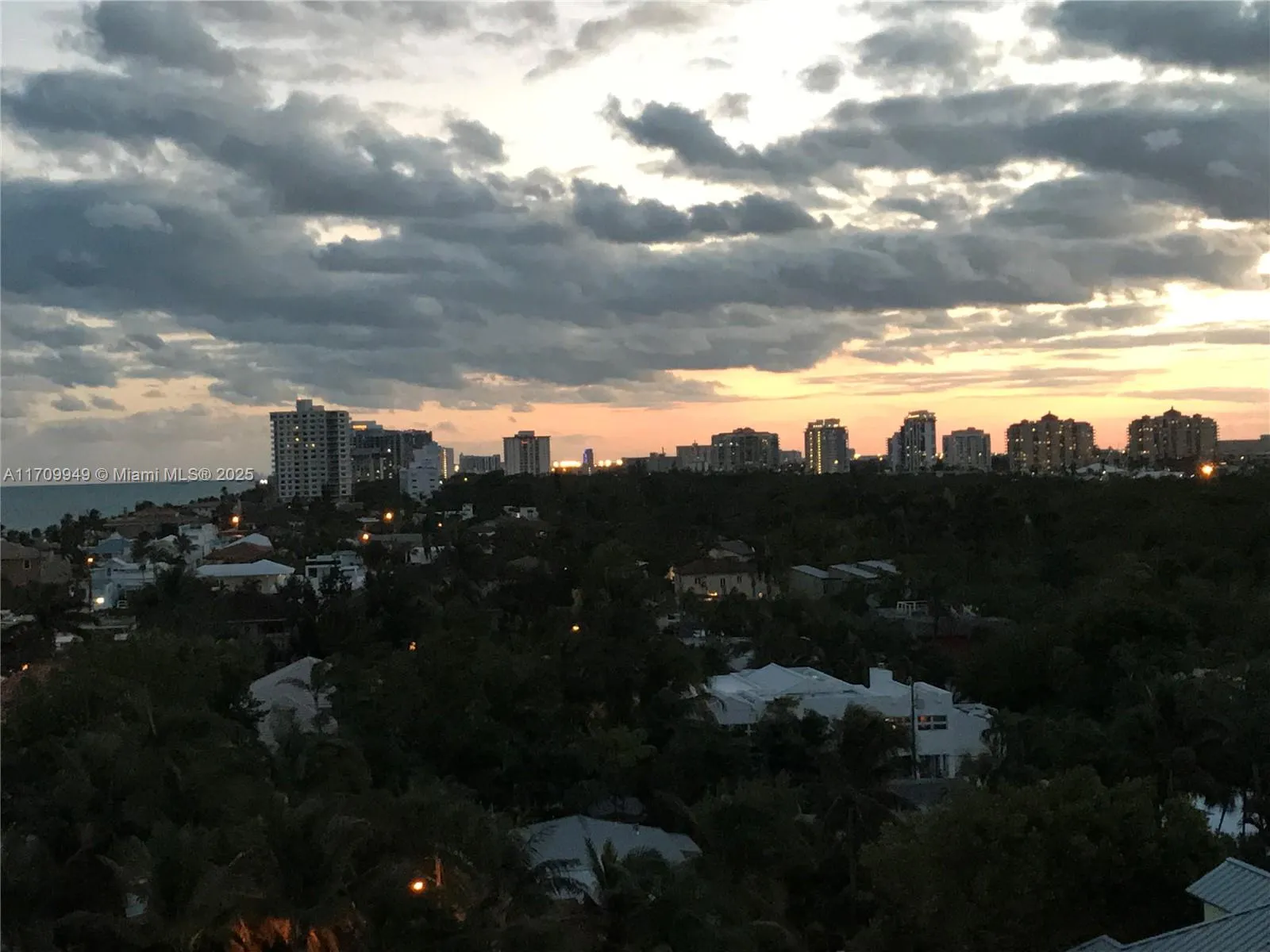 Fort Lauderdale, Florida 33305, United States, 2 Bedrooms Bedrooms, ,2 BathroomsBathrooms,Residential,Active,25212