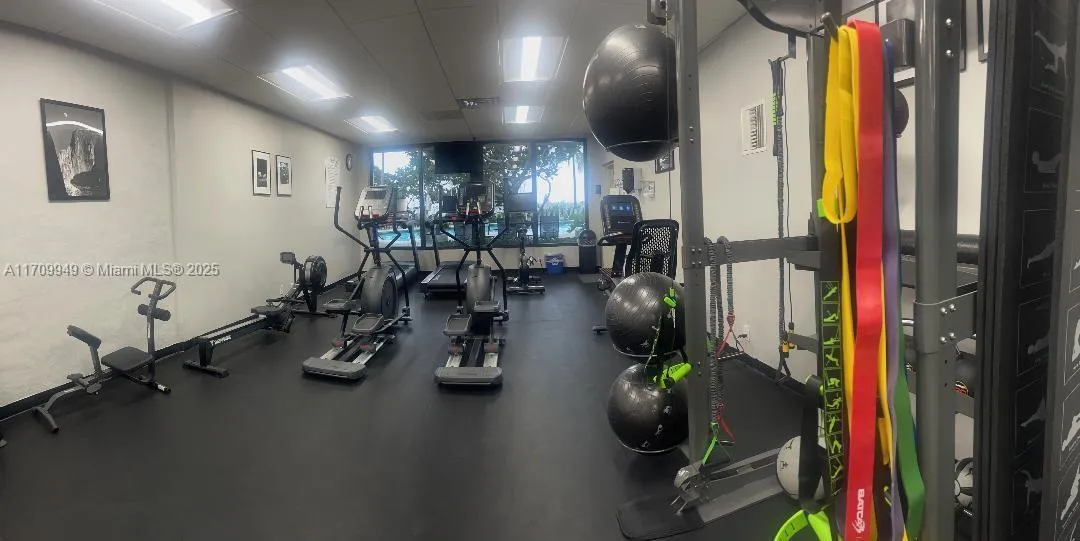 Fort Lauderdale, Florida 33305, United States, 2 Bedrooms Bedrooms, ,2 BathroomsBathrooms,Residential,Active,25212