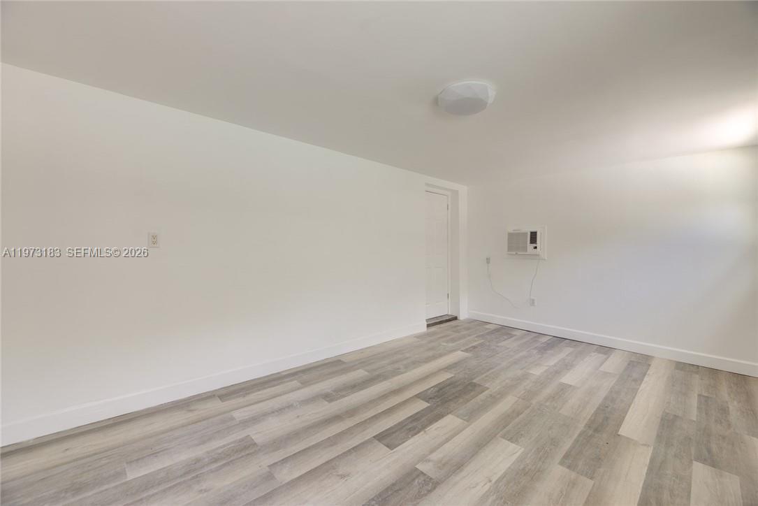 FLORANADA RIDGE SEC - Residential