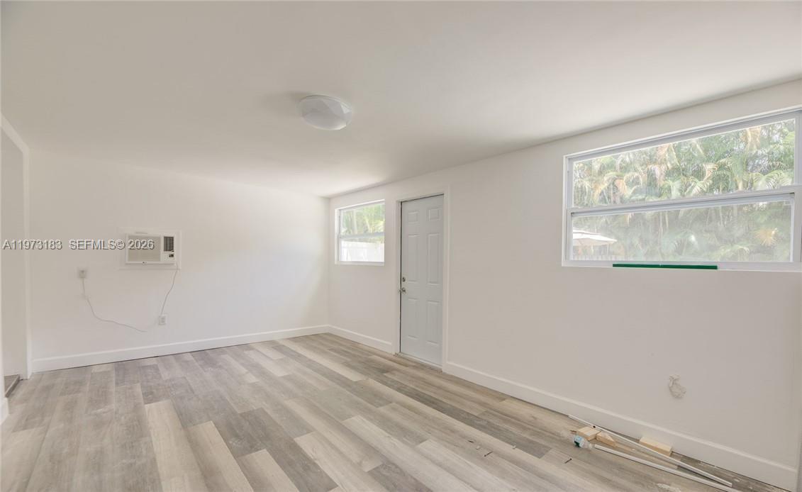 FLORANADA RIDGE SEC - Residential