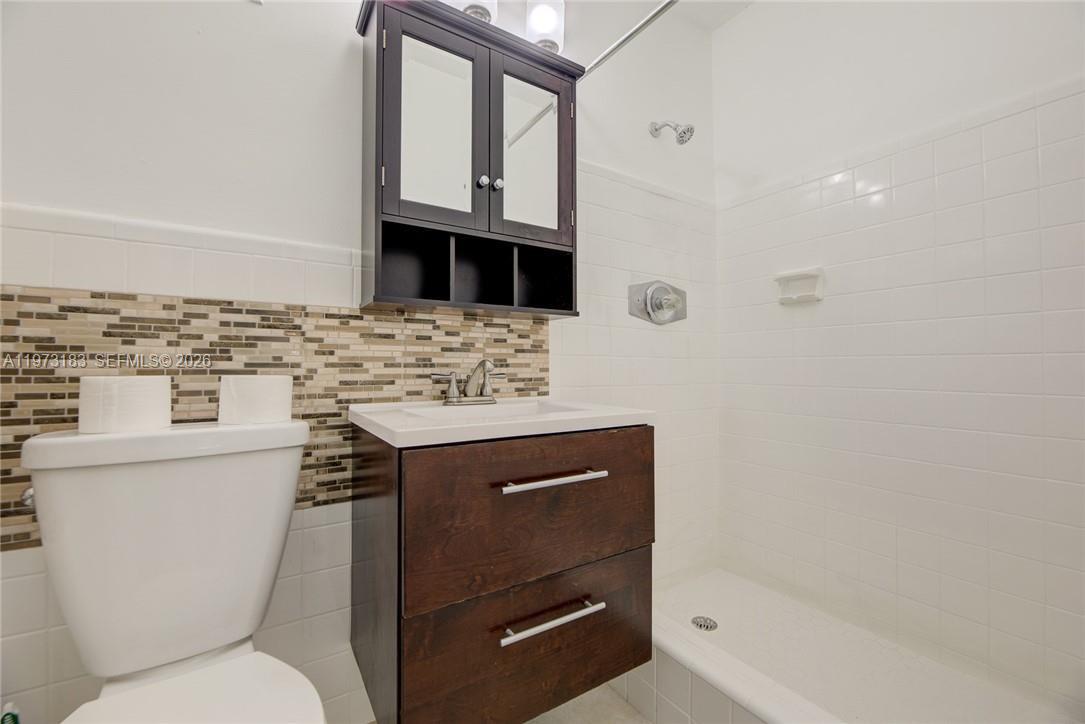 FLORANADA RIDGE SEC - Residential