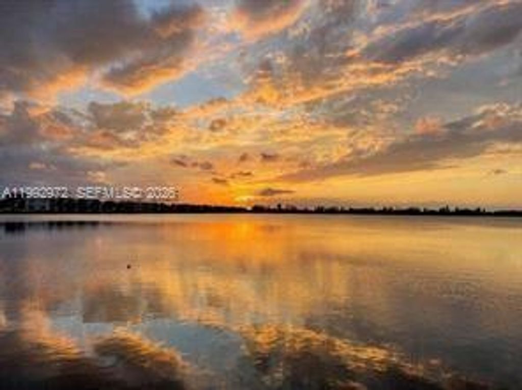 Photo of 117 Lake Emerald Dr #409, Oakland Park, FL 33309 (MLS # A11992972)