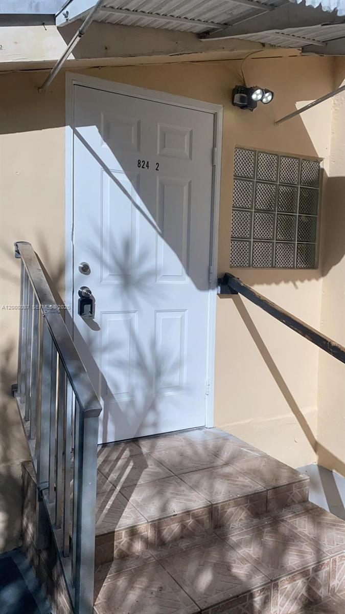 BISCAYNE BEACH-3RD ADDN - Residential Lease