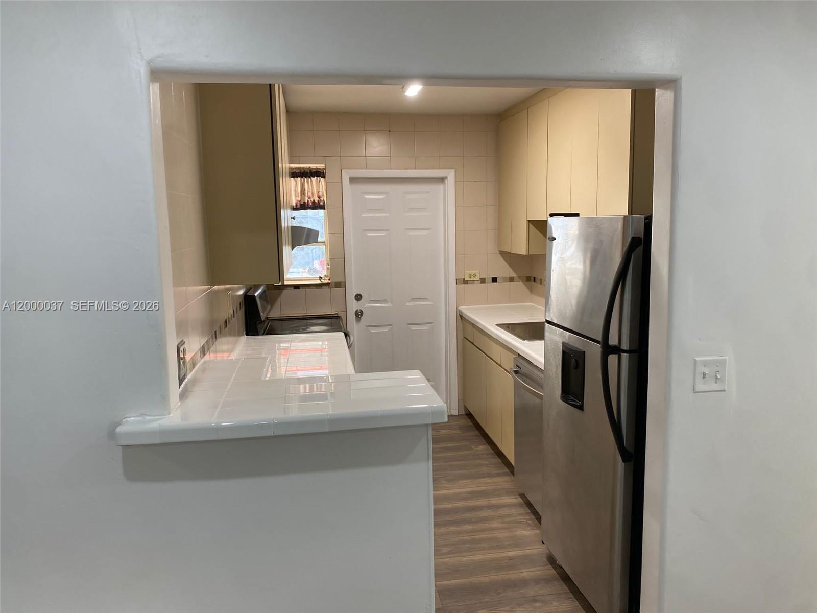 BISCAYNE BEACH-3RD ADDN - Residential Lease