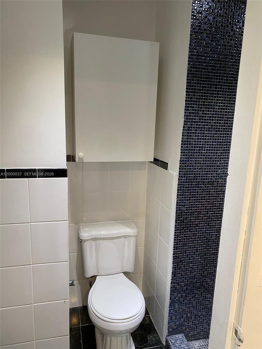 BISCAYNE BEACH-3RD ADDN - Residential Lease