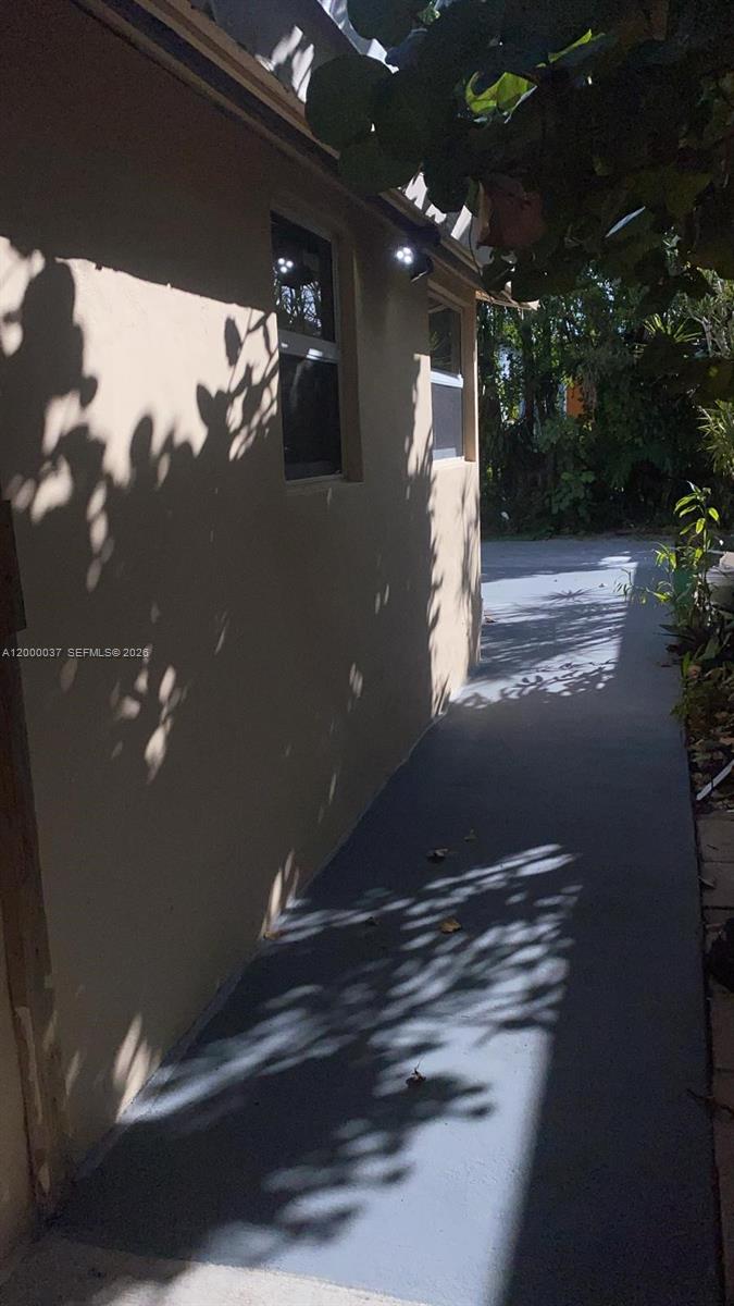 BISCAYNE BEACH-3RD ADDN - Residential Lease