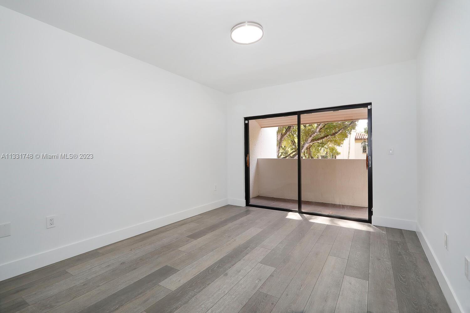 BILTMORE COURT VILLAS CON - Residential