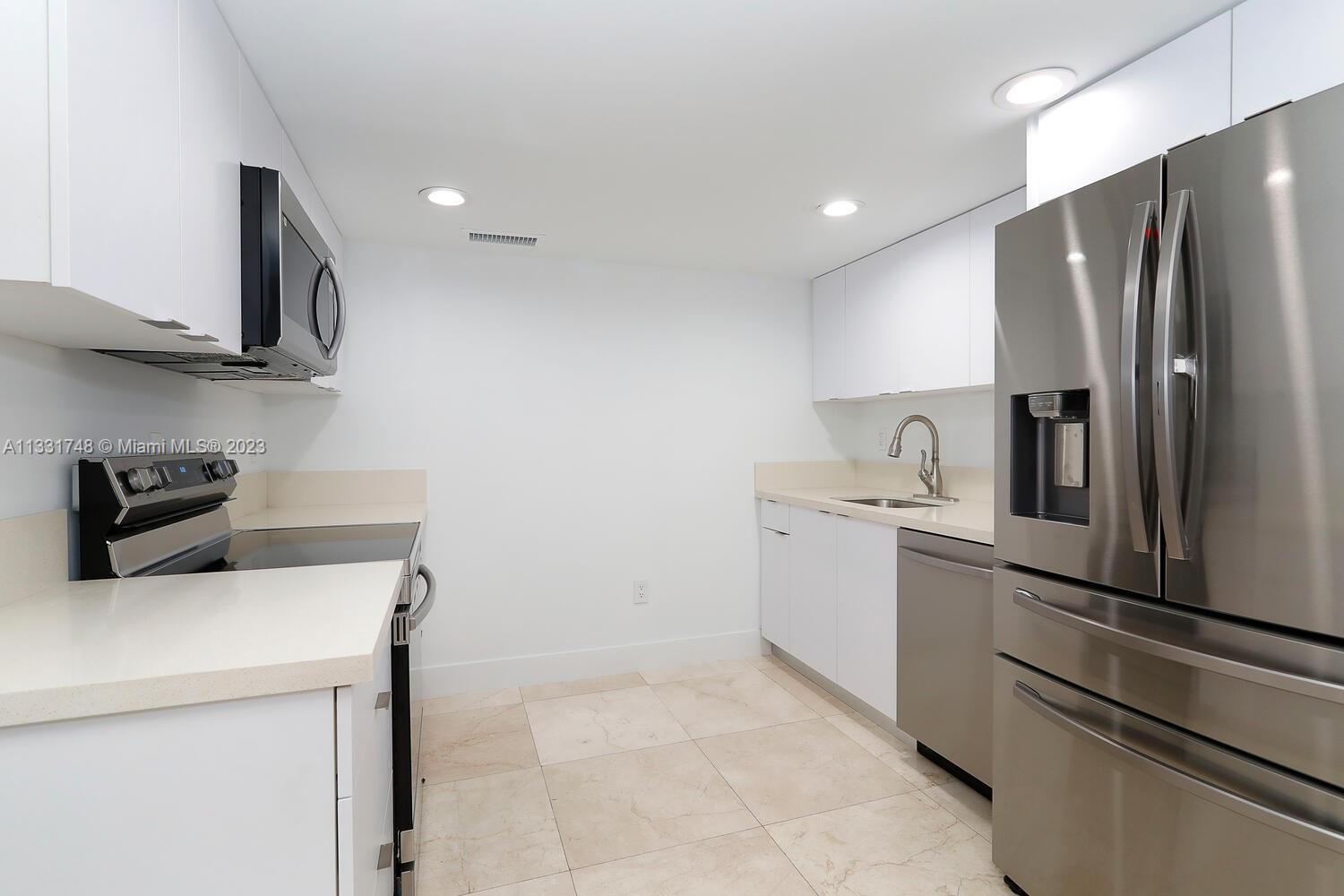 BILTMORE COURT VILLAS CON - Residential