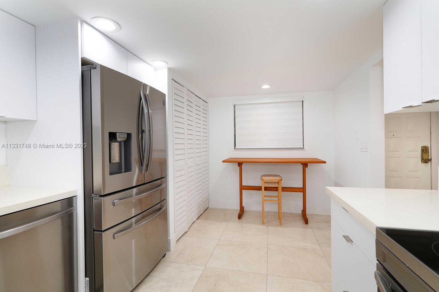 BILTMORE COURT VILLAS CON - Residential