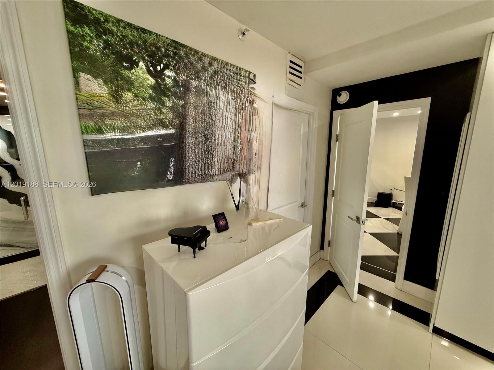 VENETIA CONDO - Residential