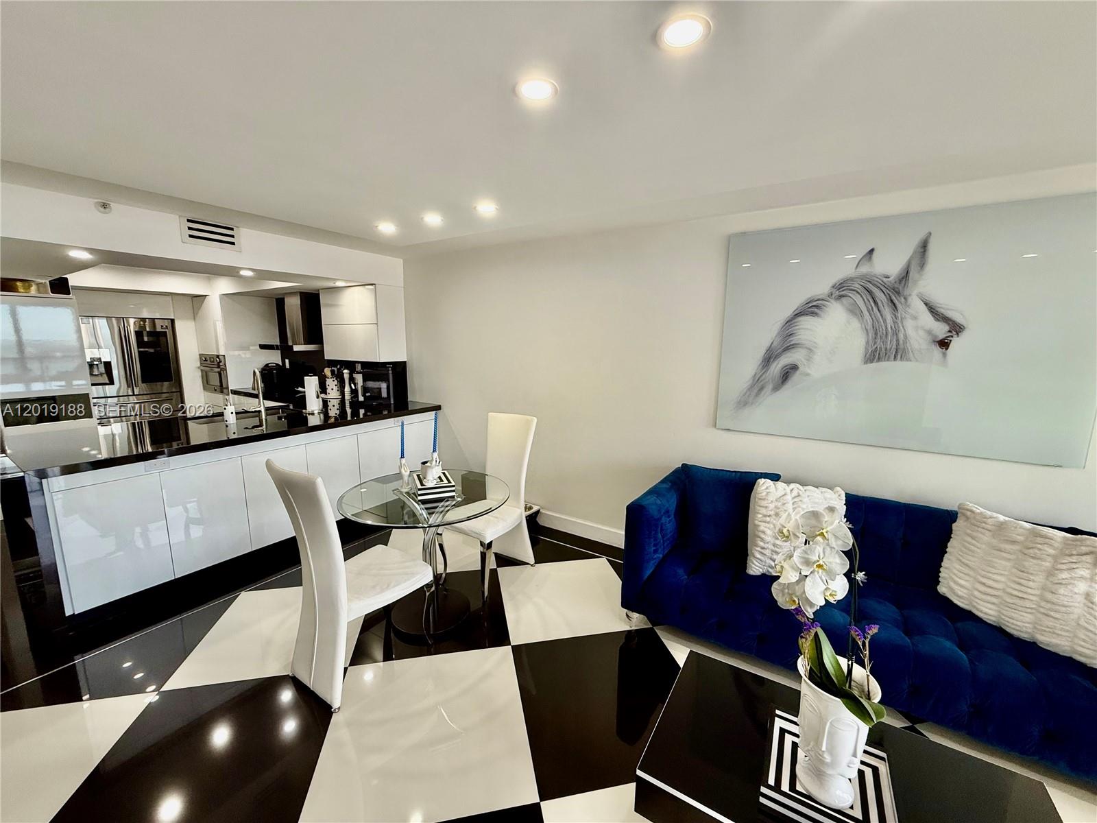VENETIA CONDO - Residential