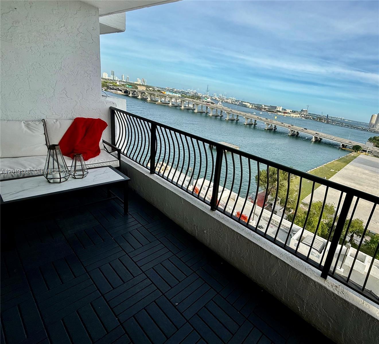 VENETIA CONDO - Residential