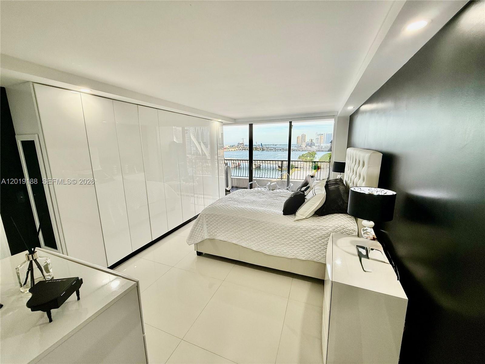 VENETIA CONDO - Residential