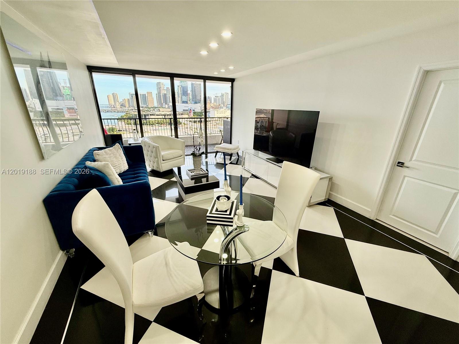 VENETIA CONDO - Residential