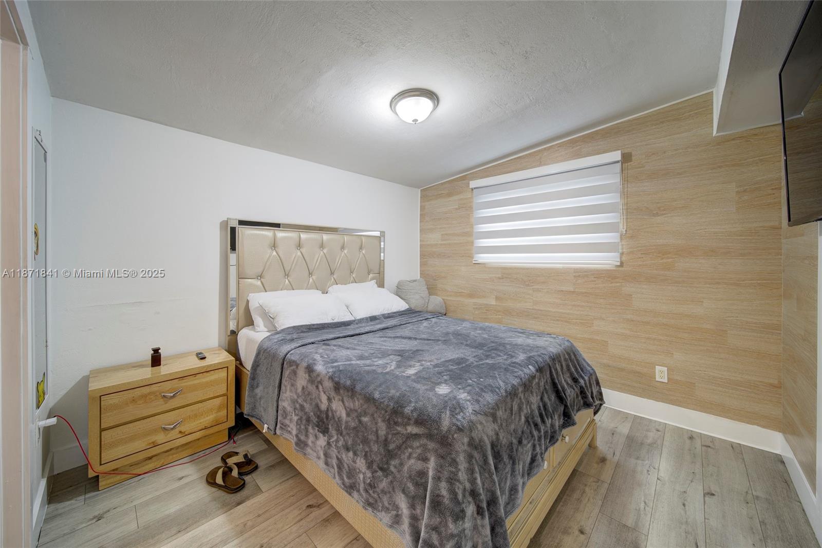 BISCAYNE VILLAGE HEIGHTS - Residential