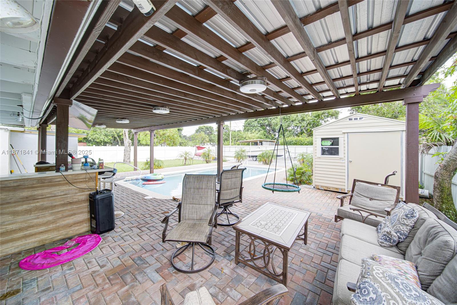 BISCAYNE VILLAGE HEIGHTS - Residential