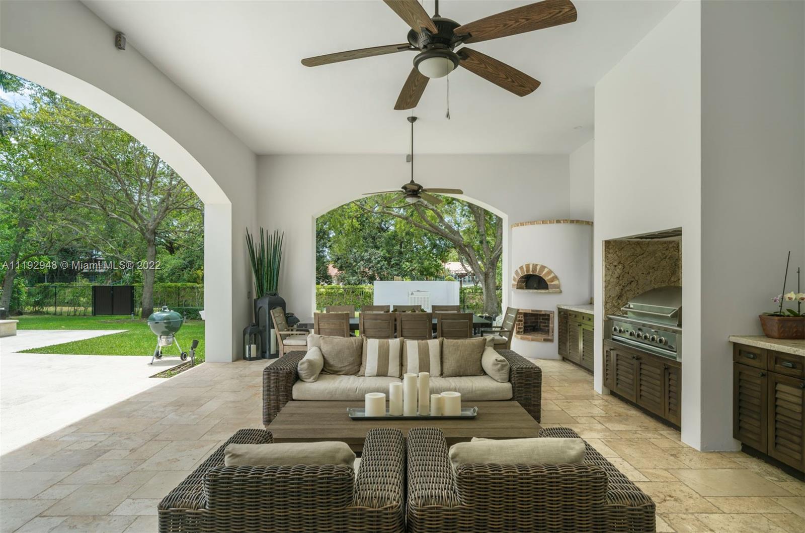 SNAPPER CREEK GROVES - Residential