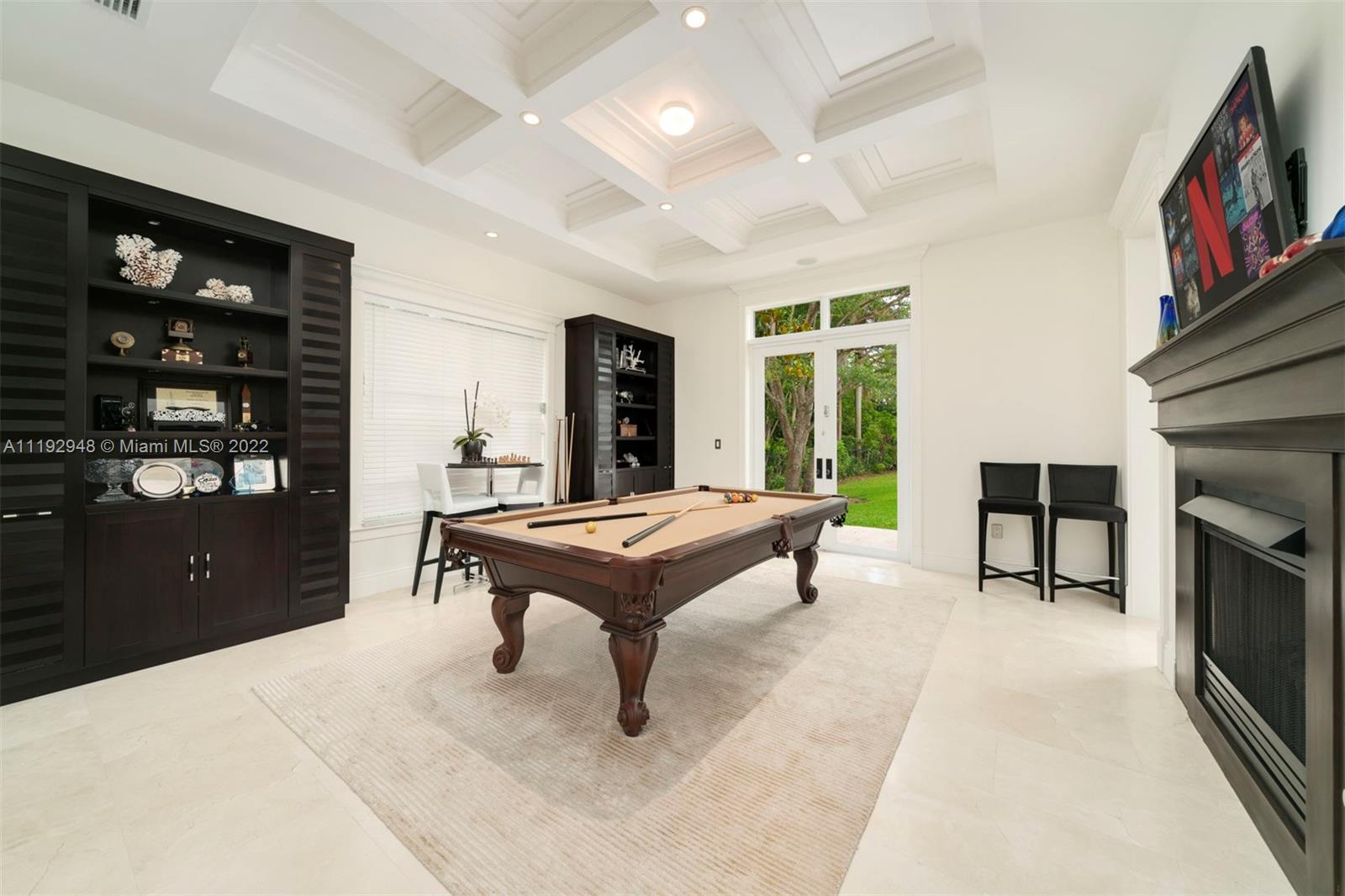 SNAPPER CREEK GROVES - Residential