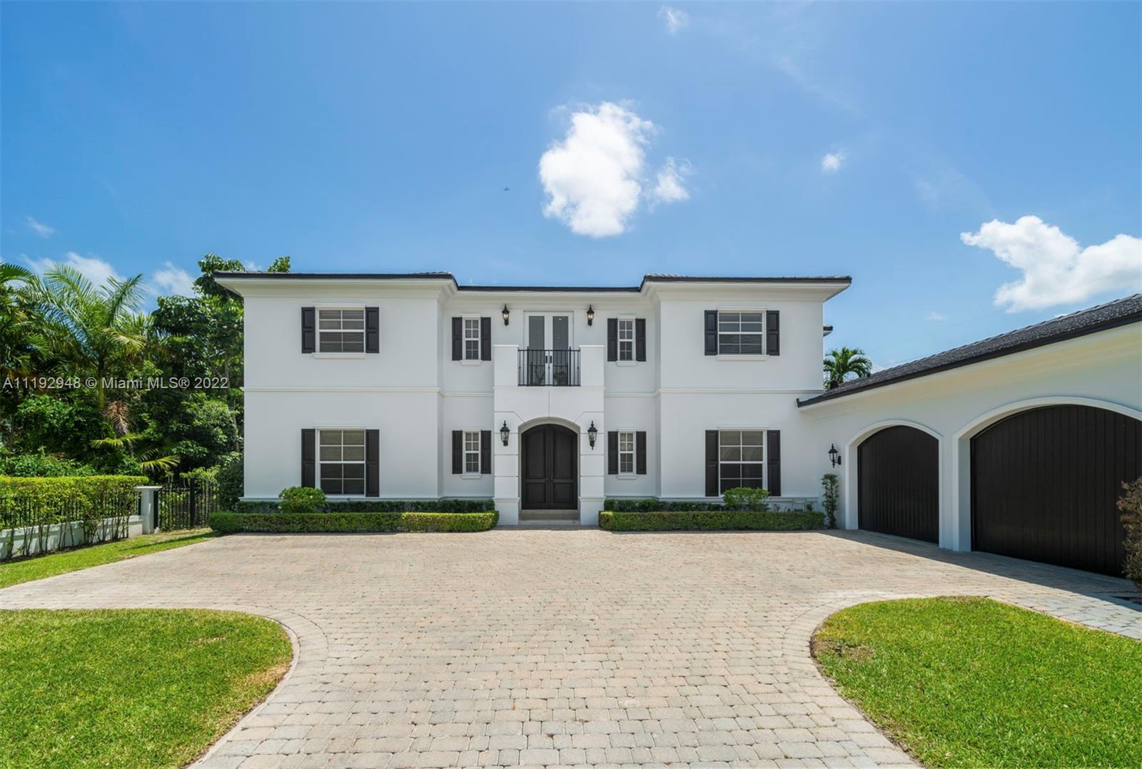 SNAPPER CREEK GROVES - Residential