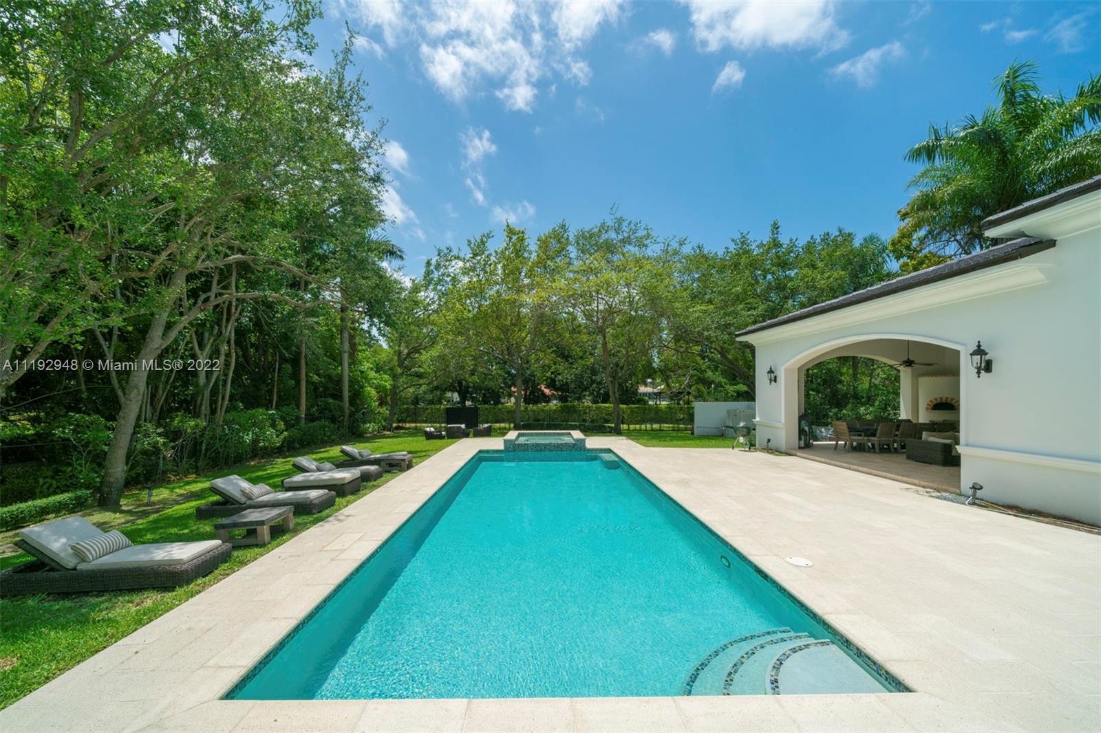 SNAPPER CREEK GROVES - Residential