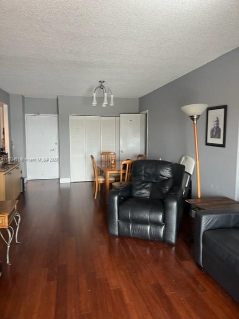 ARLEN HOUSE CONDO - Residential