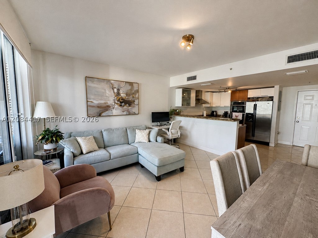 170 SE 14th St 2007