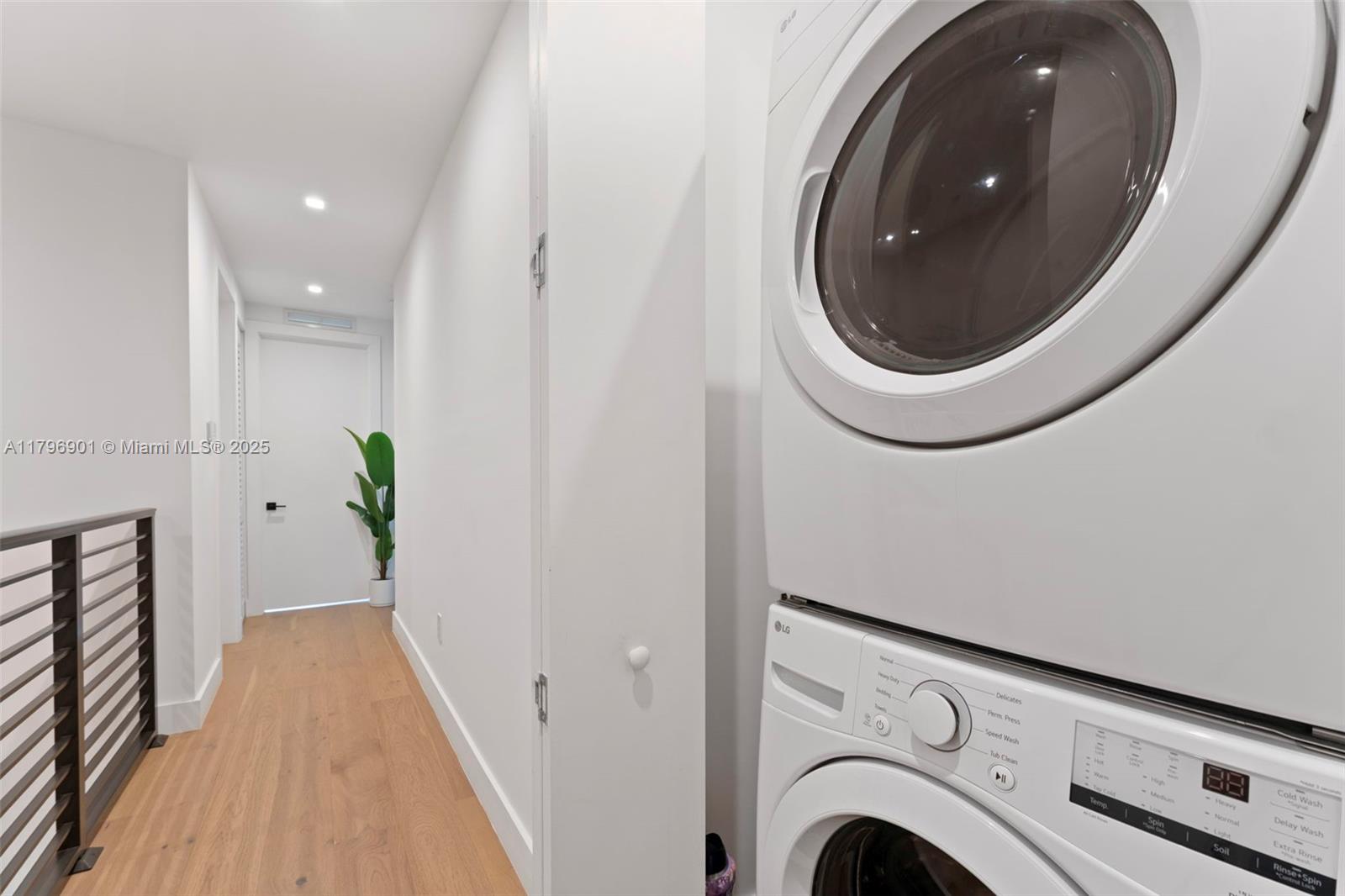CARTERS ADDN TO C GR - Residential Income