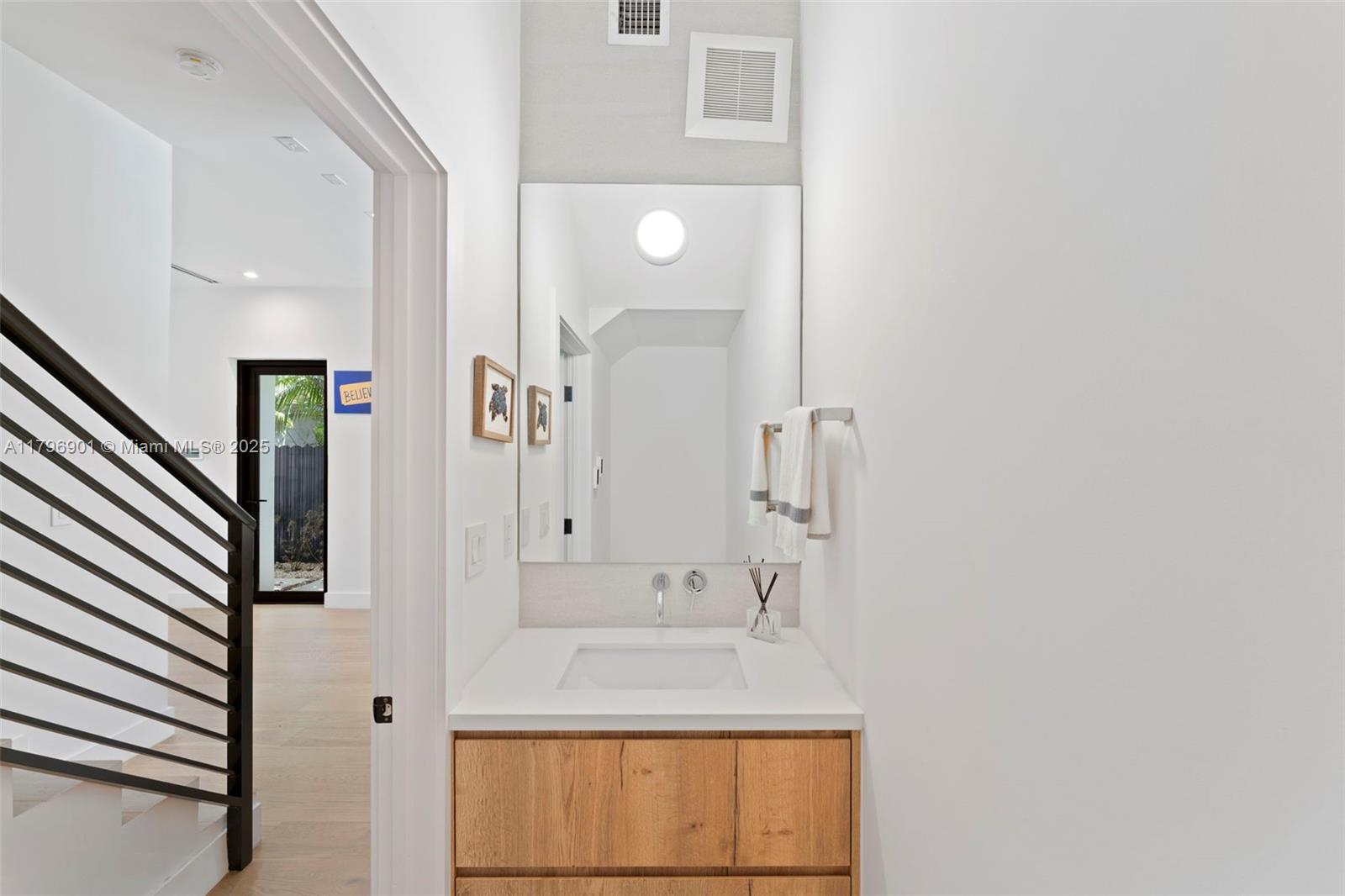 CARTERS ADDN TO C GR - Residential Income