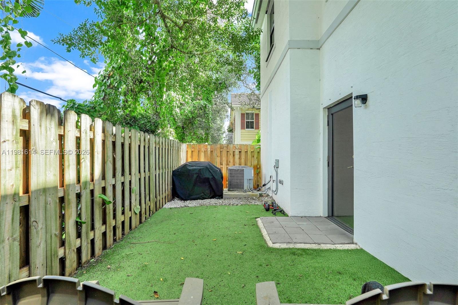 RIVERSIDE NO 2 - Residential