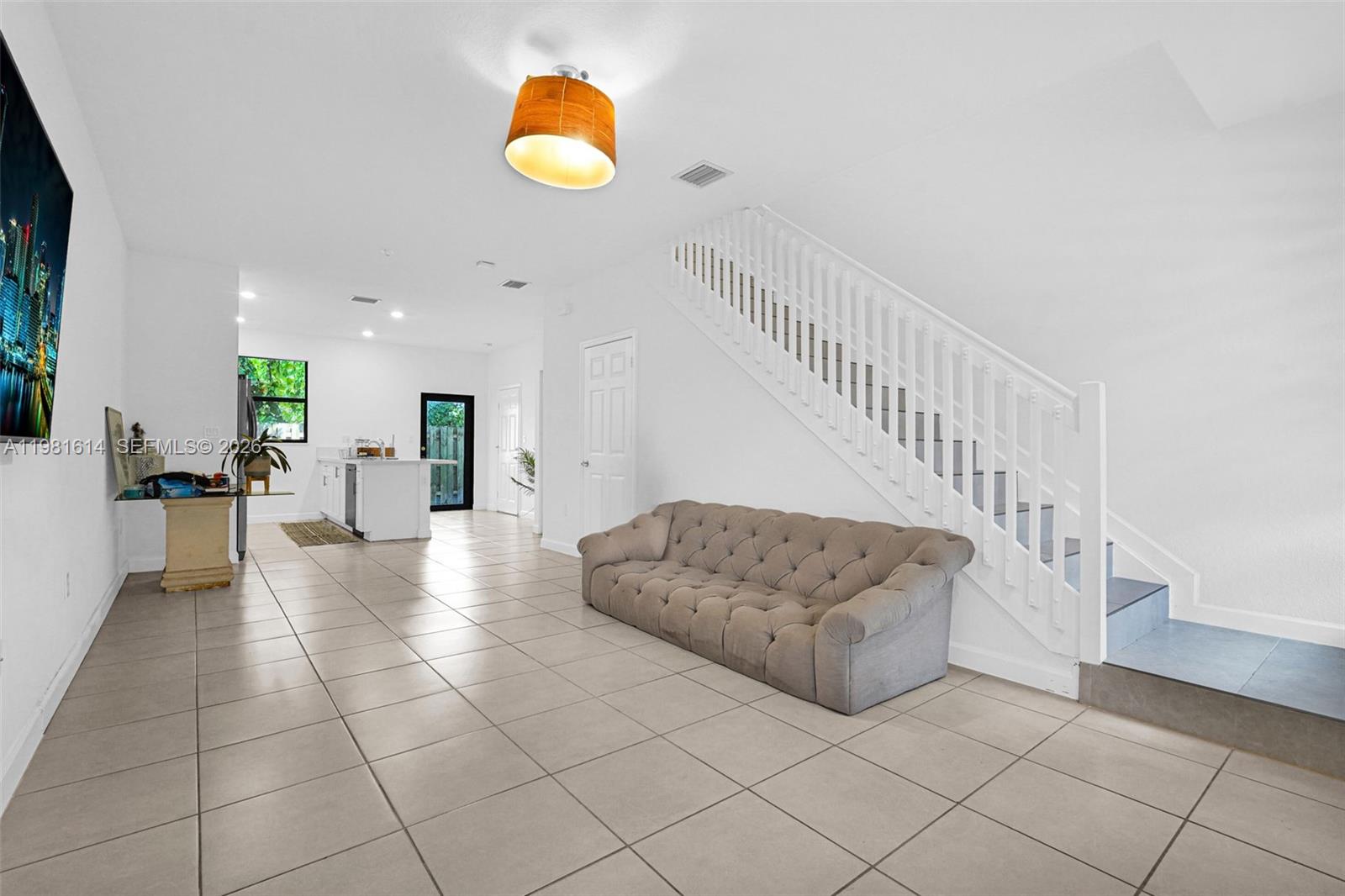 RIVERSIDE NO 2 - Residential