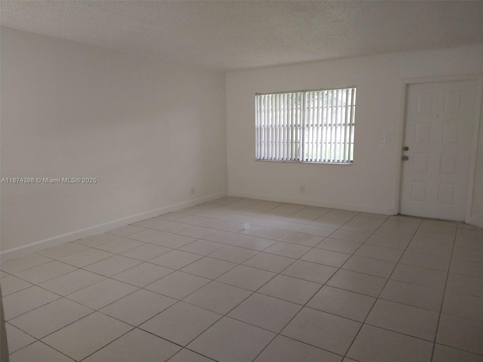 This well-maintained 2-bedroom, 1-bathroom condo offers generous living space, including a bright living room, separate dining area, and a functional kitchen. Each room is comfortably sized, providing plenty of space to relax or entertain.
Located in a convenient, well-kept community with ample parking, you're close to shopping, dining, and public transit—plus, just minutes from some of the most affordable gas prices in Broward.
This condo is a smart choice at the right price. Schedule your tour today!