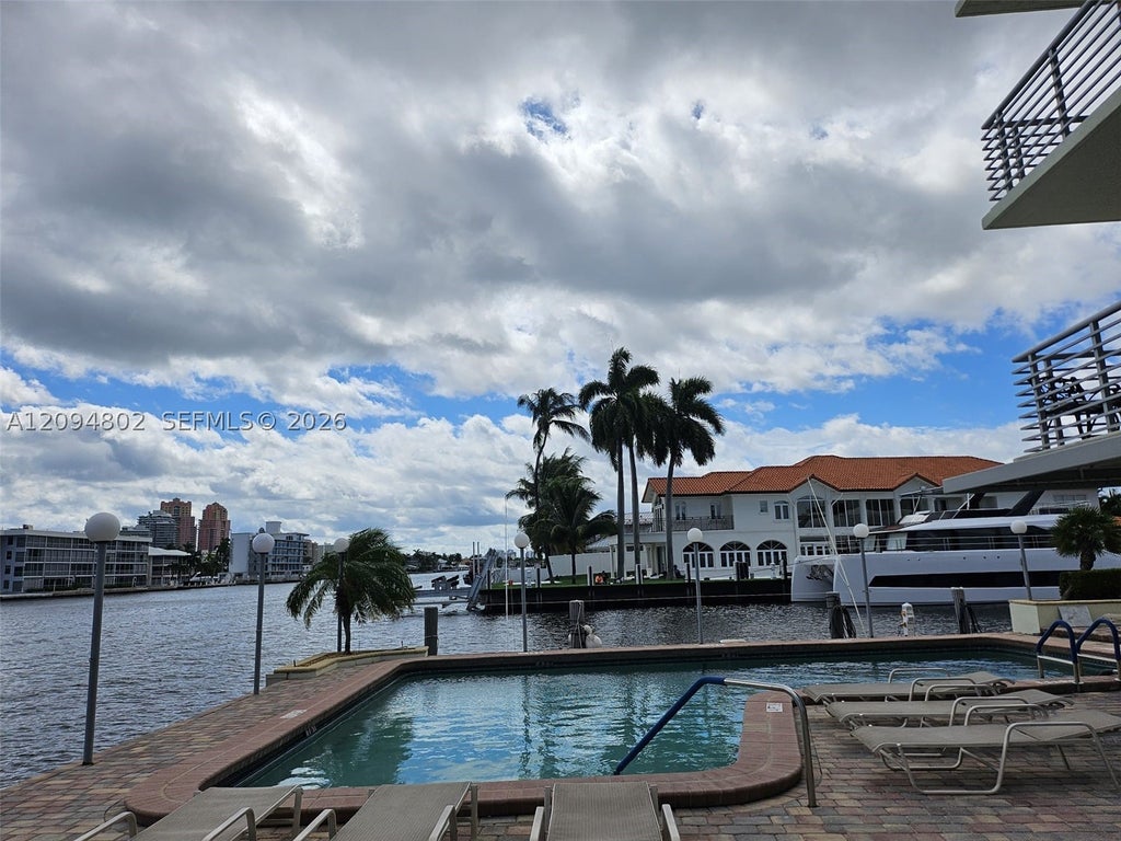 Photo of 2900 NE 30th St #H3, Fort Lauderdale, FL 33306 (MLS # A12094802)