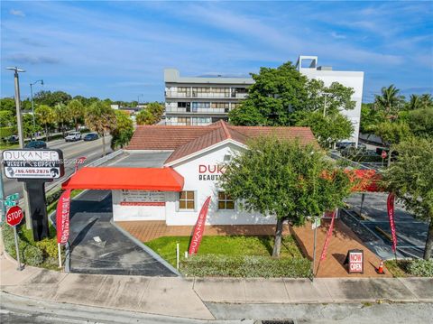 7101 SW 8th St Miami FL 33144