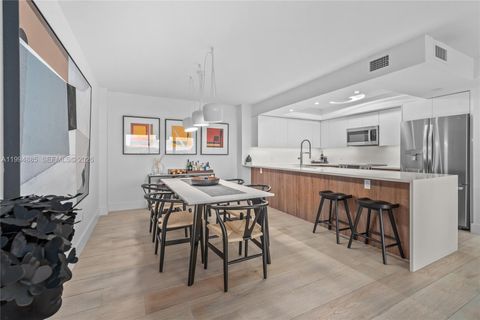 177 Ocean Lane Dr 812 Key Biscayne FL 33149