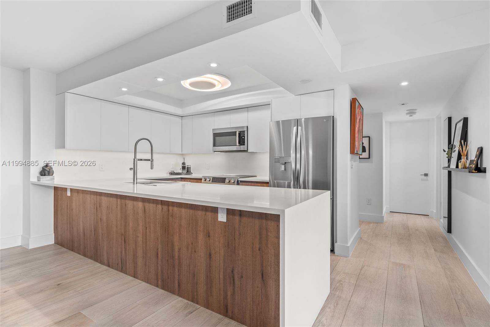 KEY BISCAYNES COMMODORE C - Residential