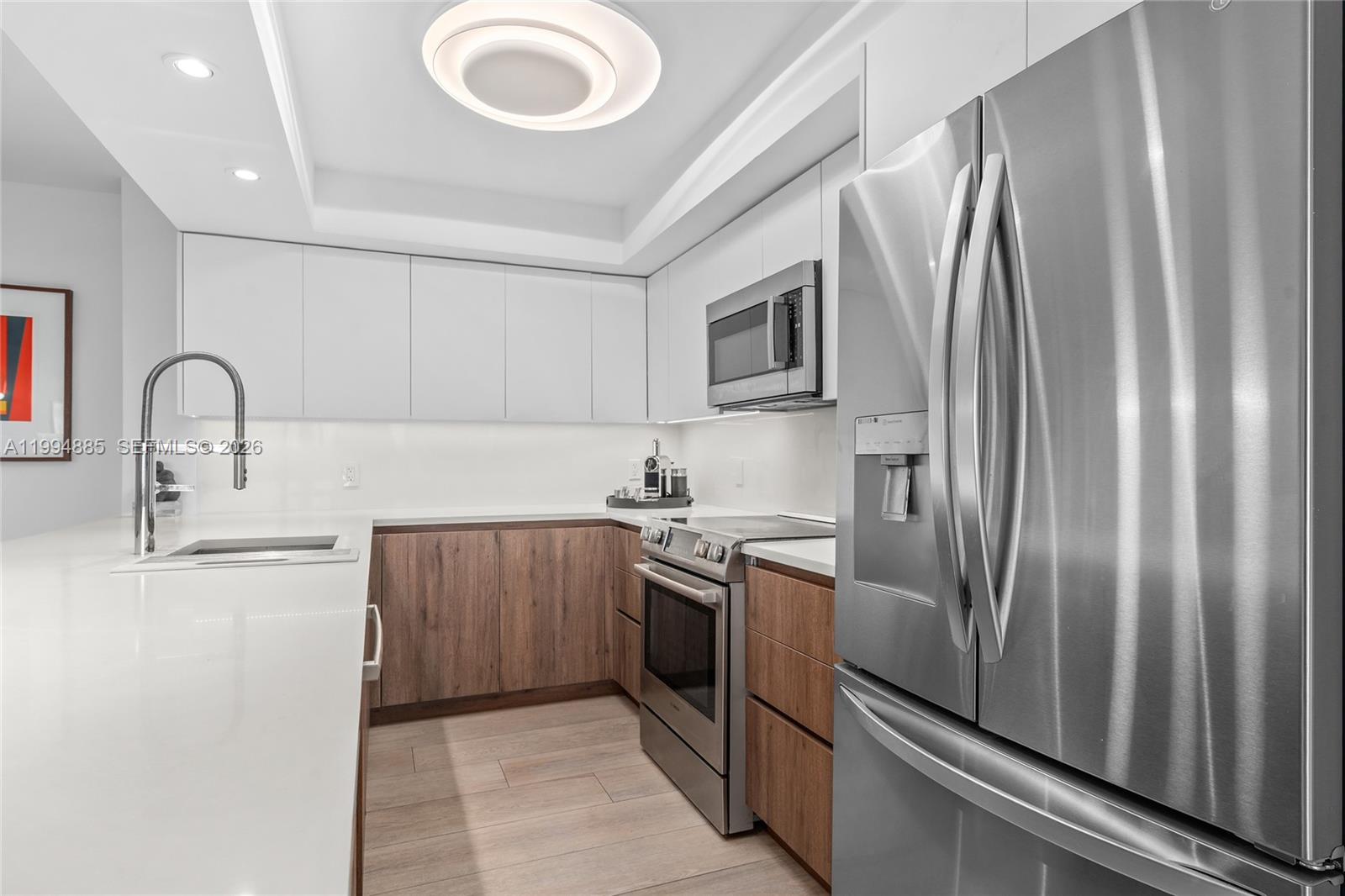 KEY BISCAYNES COMMODORE C - Residential