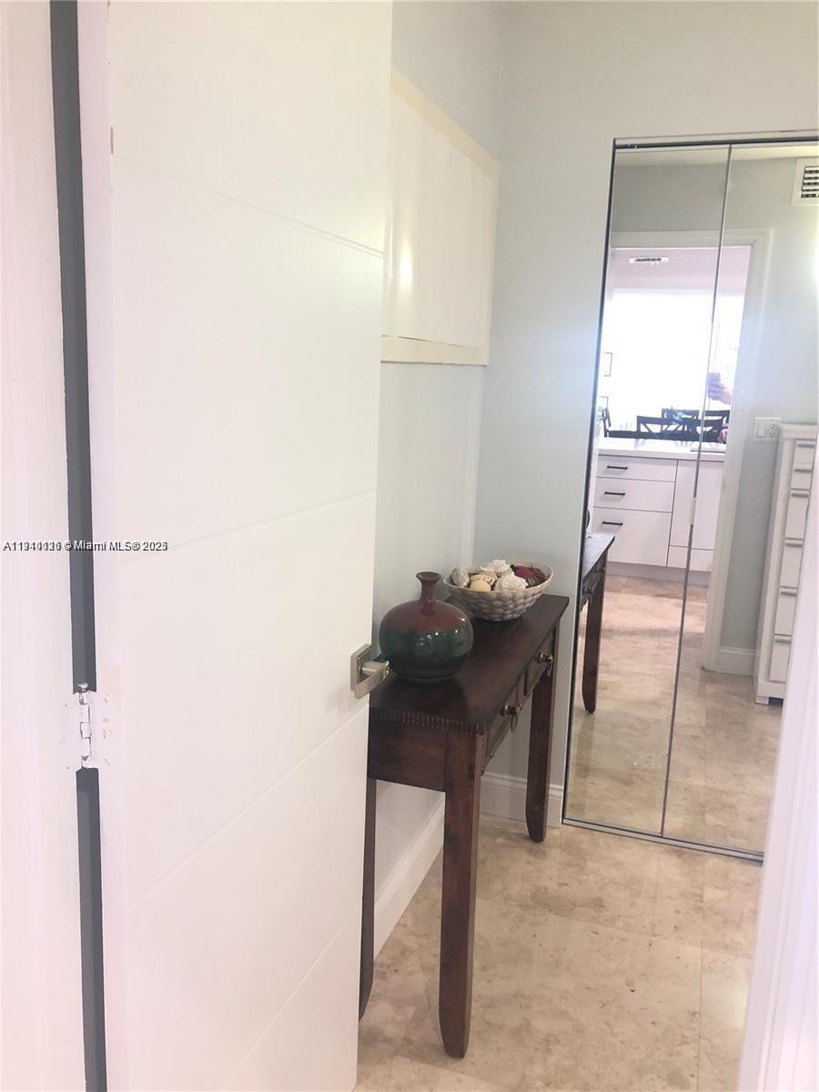 VENETIA CONDO/The Grand - Residential Lease