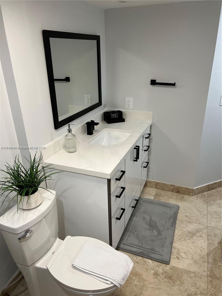 VENETIA CONDO/The Grand - Residential Lease