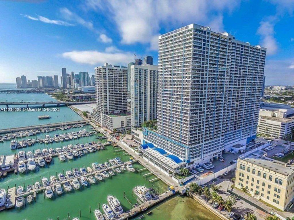 VENETIA CONDO/The Grand - Residential Lease