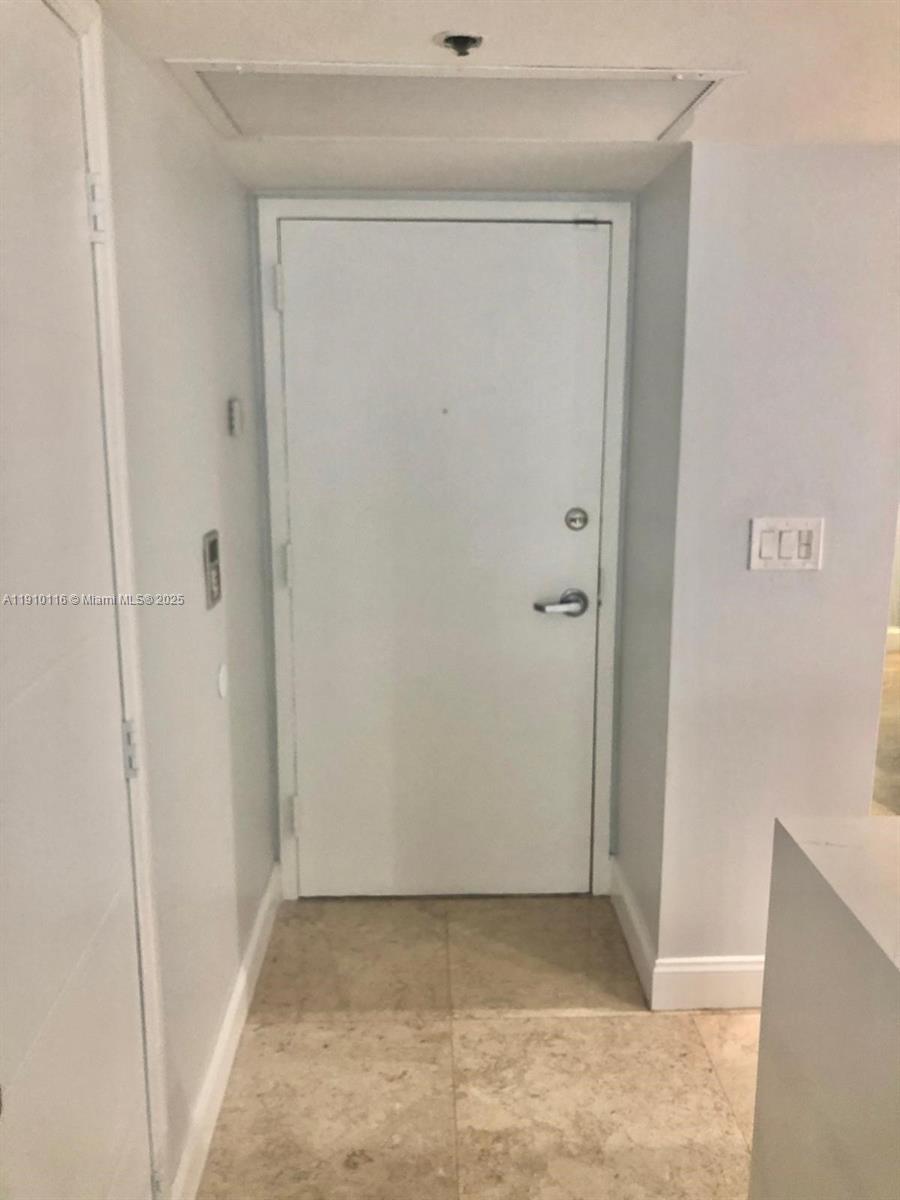 VENETIA CONDO/The Grand - Residential Lease