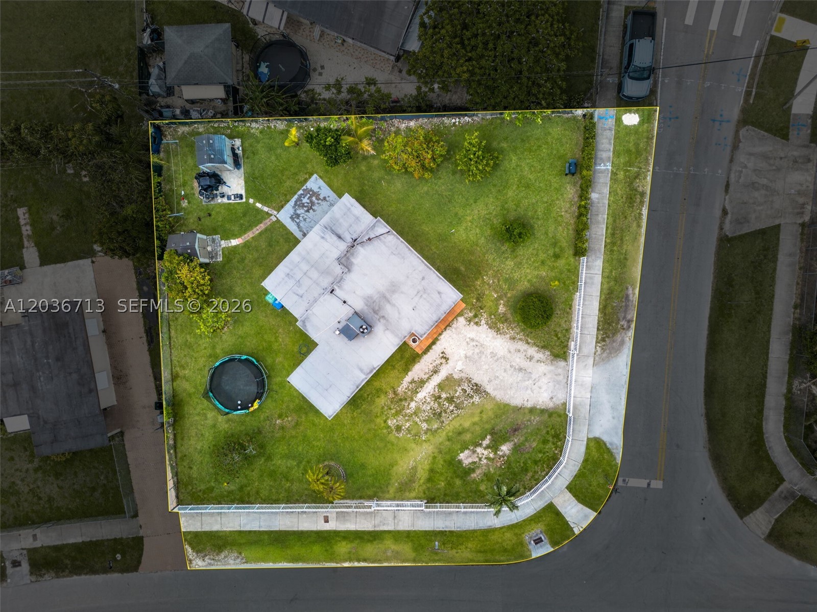 15398 Garfield Dr