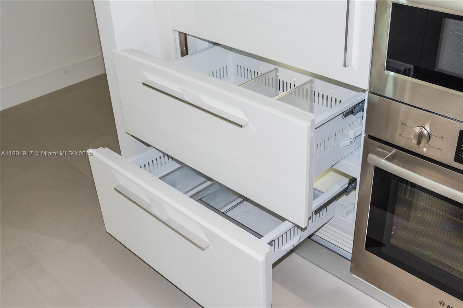 PARQUE TOWERS CONDO - Residential Lease