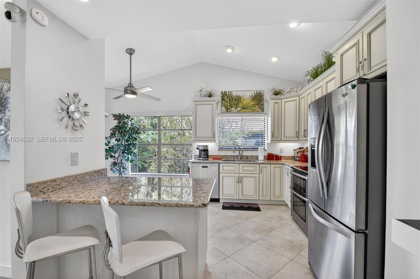 LUCERNE PARK CONDOS 1, 1A - Residential