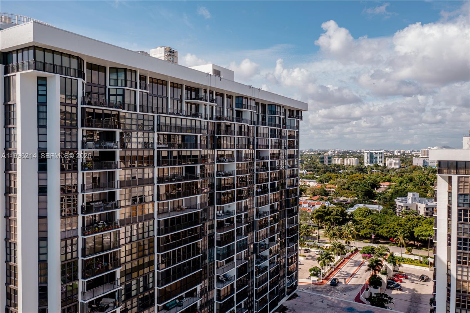 BRICKELL PLACE PHASE II C - Residential Lease