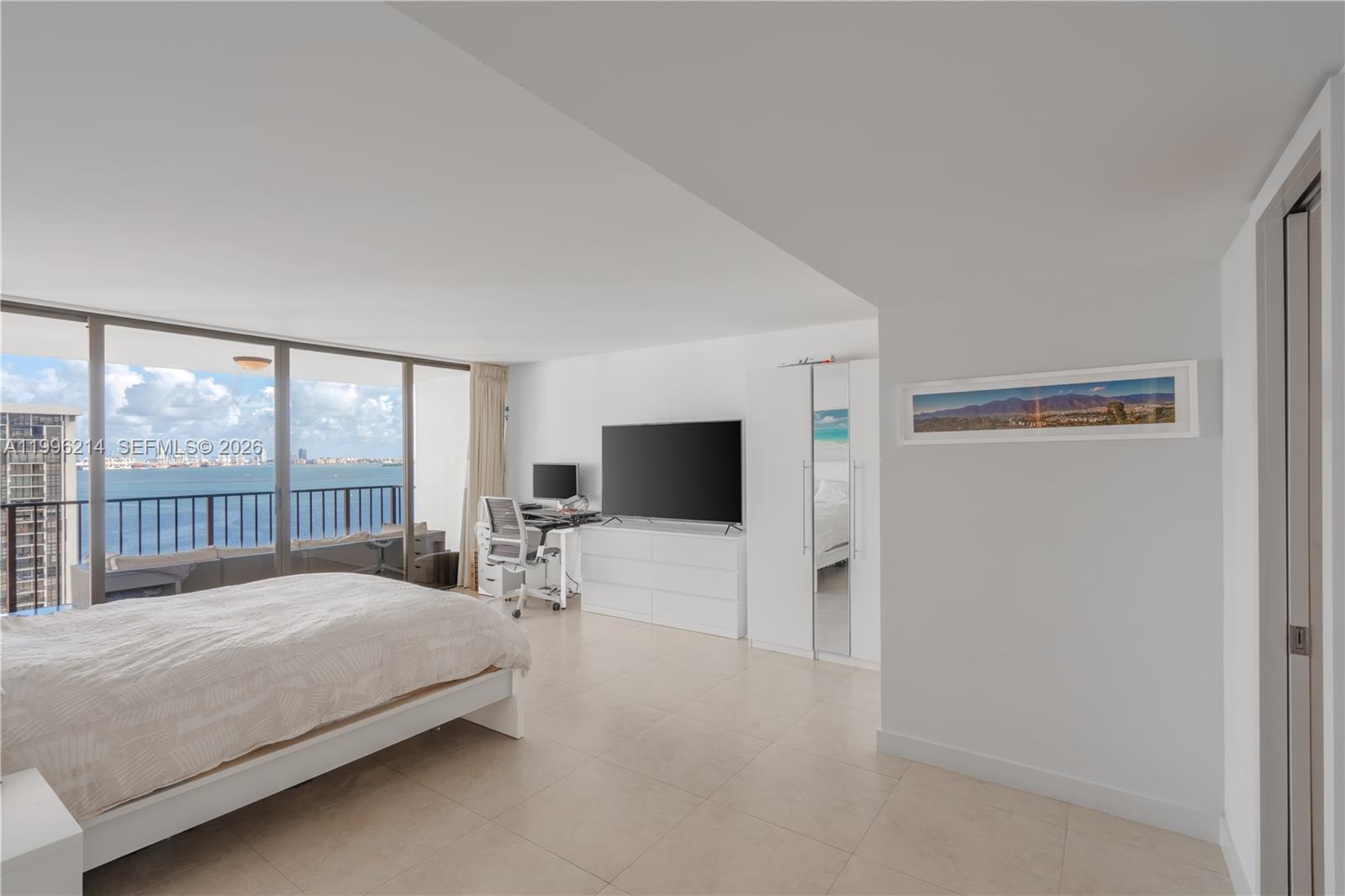 BRICKELL PLACE PHASE II C - Residential Lease